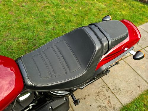 HARLEY DAVIDSON FAT BOB 114 (2020) foto 17
