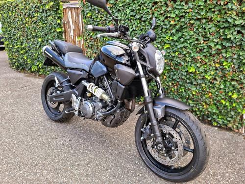 YAMAHA MT 03 (2009) foto 2