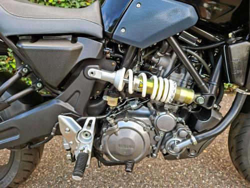 YAMAHA MT 03 (2009) foto 9