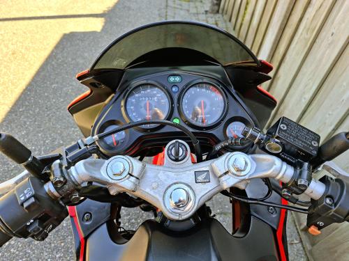 HONDA CBR125R (2009) foto 18