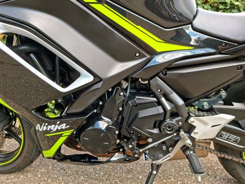 KAWASAKI NINJA 650 (2021) foto 15