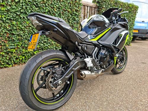 KAWASAKI NINJA 650 (2021) foto 7