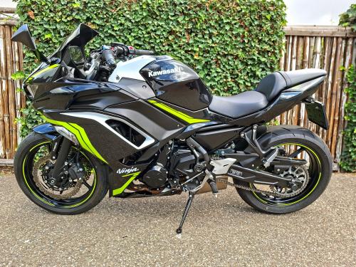 KAWASAKI NINJA 650 (2021) foto 10