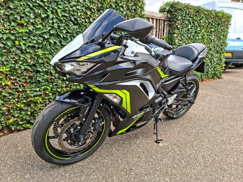 KAWASAKI NINJA 650 (2021) foto 11