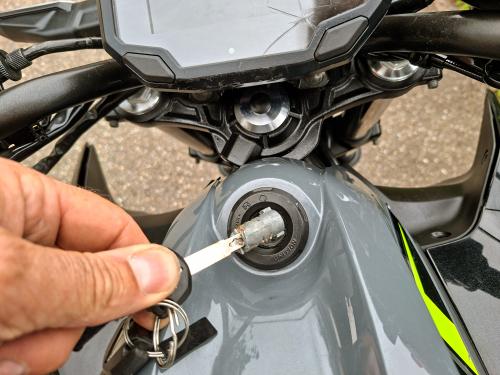 KAWASAKI Z650 (2024) foto 20