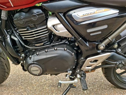 TRIUMPH SPEED 400 (2026) foto 15