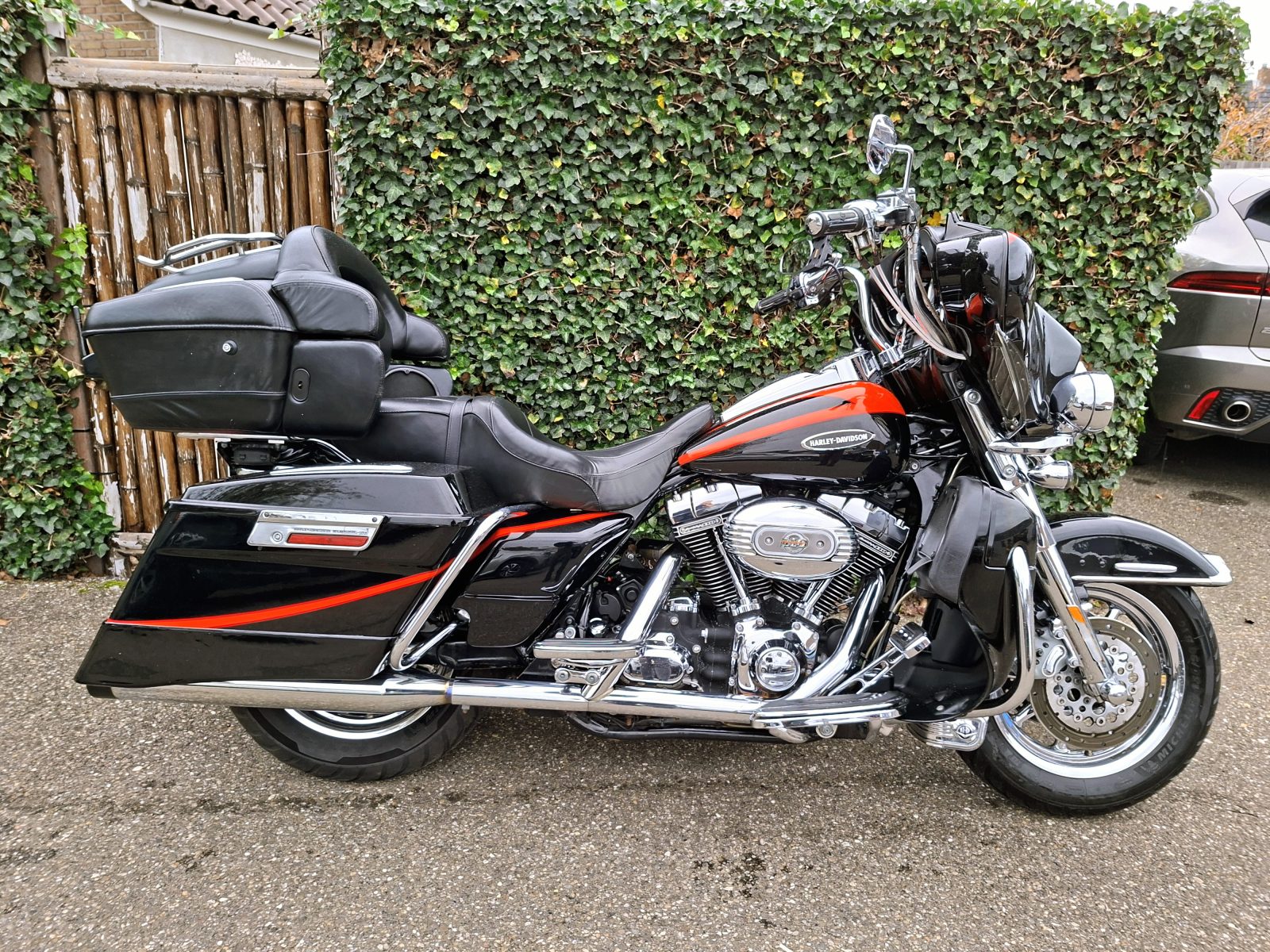 HARLEY DAVIDSON FLHTCUSE 2 ELECTRA GLIDE (2007)