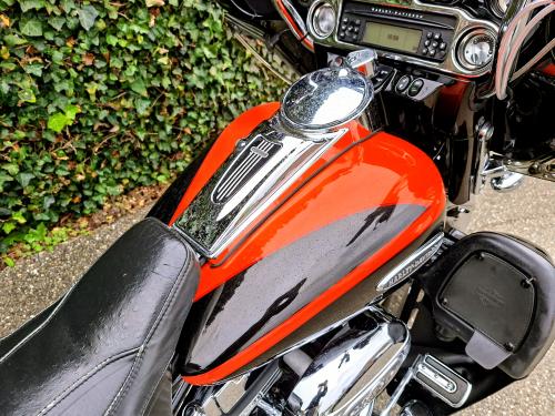 HARLEY DAVIDSON FLHTCUSE 2 ELECTRA GLIDE (2007) foto 7