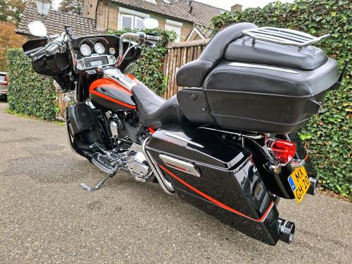 HARLEY DAVIDSON FLHTCUSE 2 ELECTRA GLIDE (2007) foto 13